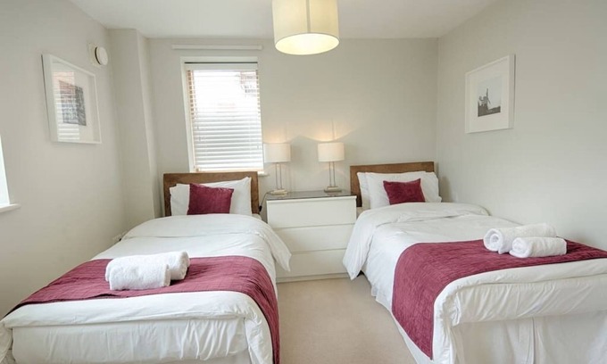 Wimbledon Apartment | 9 The Courtyard - 2 bedroom apartment