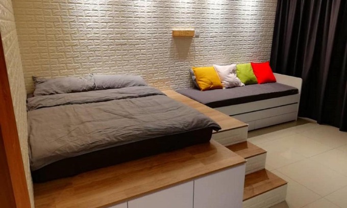 Taman Mount Austin Apartment | 93-Palazio Studio For 4pax Street City view