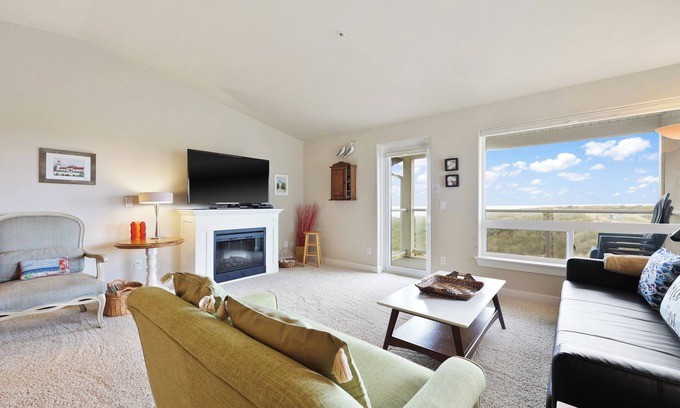 Westport Condo | 936 Family Beach Getaway! Oceanview+BunkBeds+Spacious=Fun