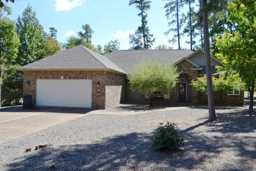 Hot Springs Village House | 98 San Sebastian Way