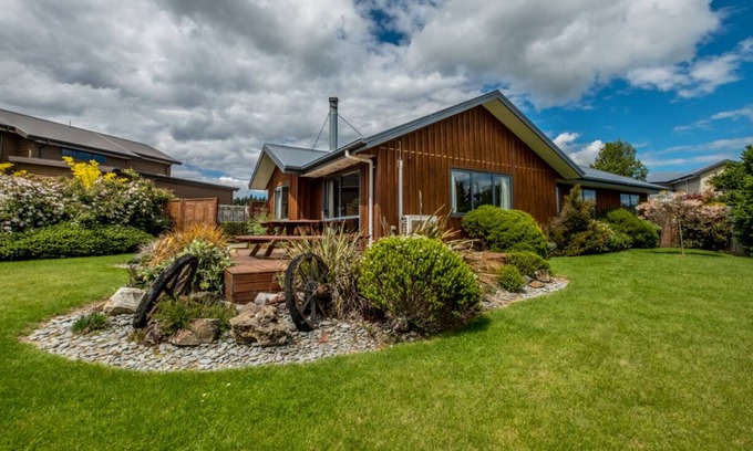 Hanmer Springs House | 9a Tarndale Place