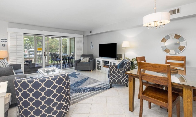 Isle of Palms Condo | 9B Mariners Walk, Wild Dunes