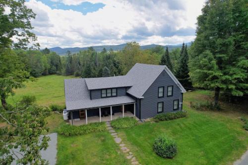 Bethlehem Cabin | 9FR Renovated home with beautiful views, large yard, dogs welcome!