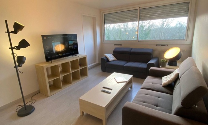 Cergy Apartment | A 10mn Centre Préparation JO Kayak, Appartement Idéal Pour Famille 4 Personnes