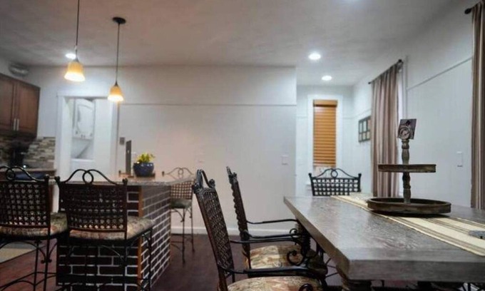 Wanskuck Apartment | A beautiful home away from home