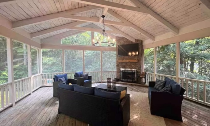 Clarkesville House | A beautiful, large home located right across the street from Lake Burton.
