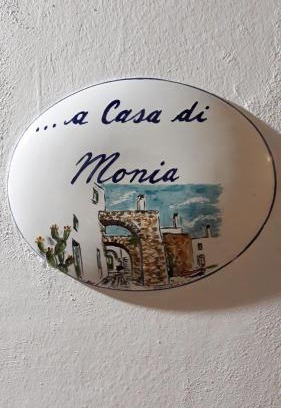 Felline House | A Casa Di Monia