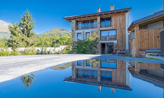 Castelnuovo Nigra Ski Chalet | A chalet where the mountains speak