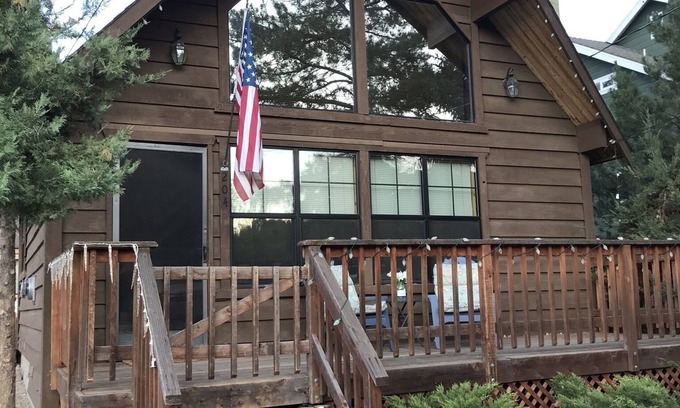Frazier Park Cabin | A Charming Cabin In The Woods