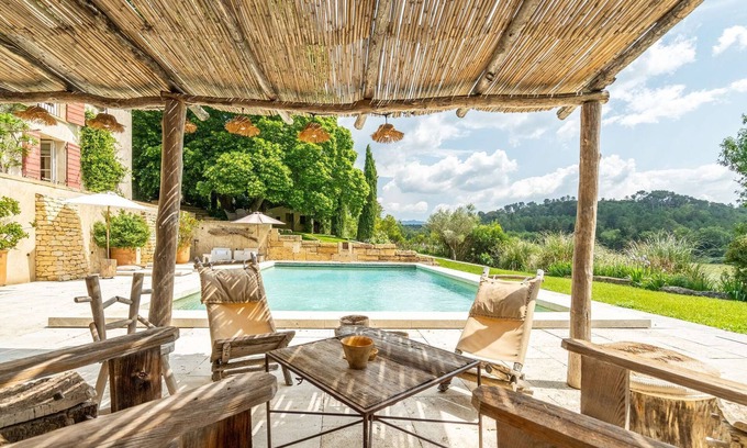 Venelles House | A charming property near Aix en Provence – Sleeps 8