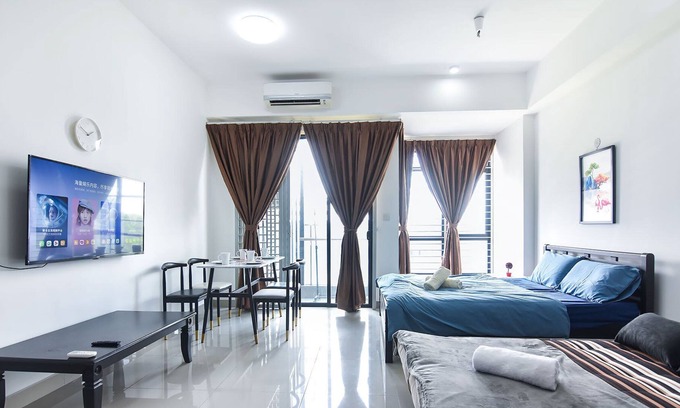Shah Alam Apartment | A Comfy, Utropolis Studio Near KDU, FREE Parking