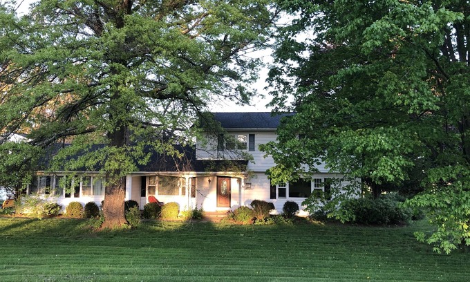 Wallkill House | A Cool Pad Vacation Rental: 4 Bedroom 3.5 bath in Mid Hudson Valley