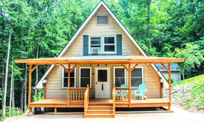 French Lick House | A Cozy A-Frame near Patoka Lake and French Lick