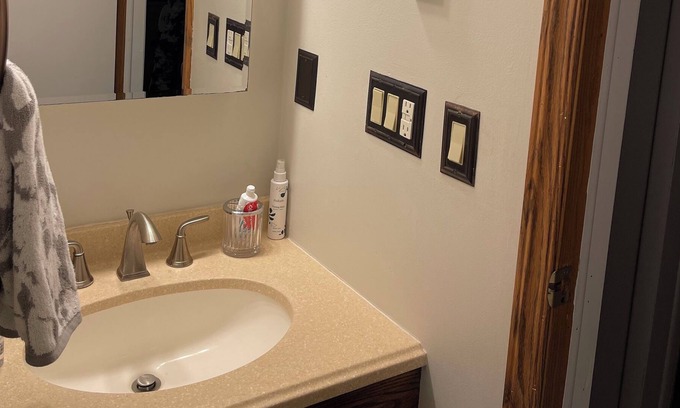 Wurtsboro House | A COZY ROOM AND PRIVATE BATH FOR RENT - PROFESSIONAL/FRIENDLY ATMOSPHERE