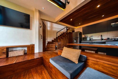 La Veleta Apartment | A double-height apartment with a private pool