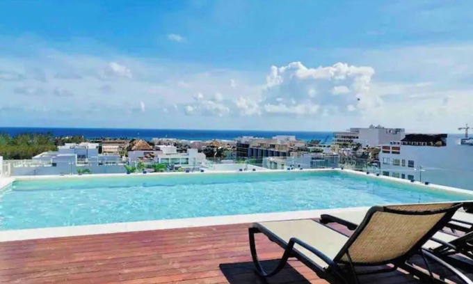 Luis Donaldo Colosio House | A few steps from the 5th avenue and a few blocks to the sea, close 2 everything