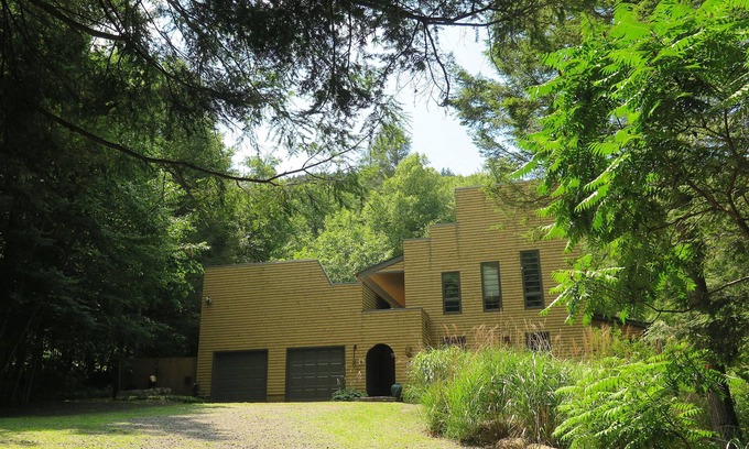 Great Barrington House | A great escape; secluded but close to all - contemporary home, mountain views