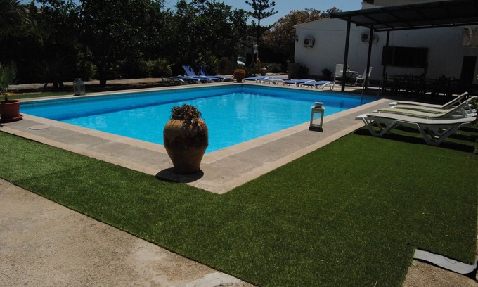 Alcanada Villa | A great house for a big family. With tourist license nº 1077