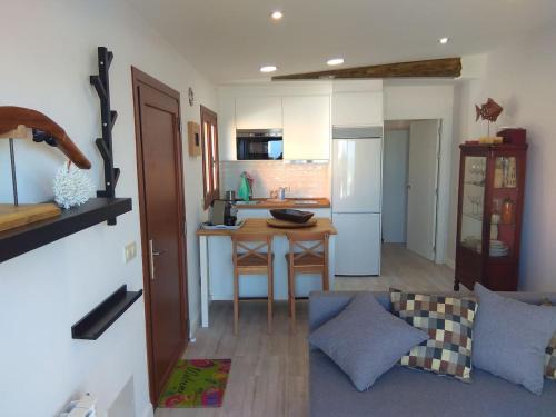 Oia Apartment | A Guaira, fantástico apartamento al borde del mar