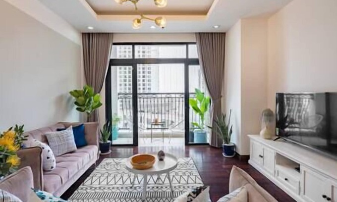Thanh Xuan Apartment | A luxury apartment @ Royal City 72A Nguyen TTrai str., Thanh Xuan Dist. Ha Noi