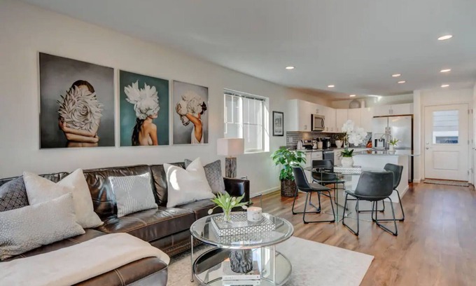 Longmont House | A modern luxury getaway 5 minutes from downtown Longmont.