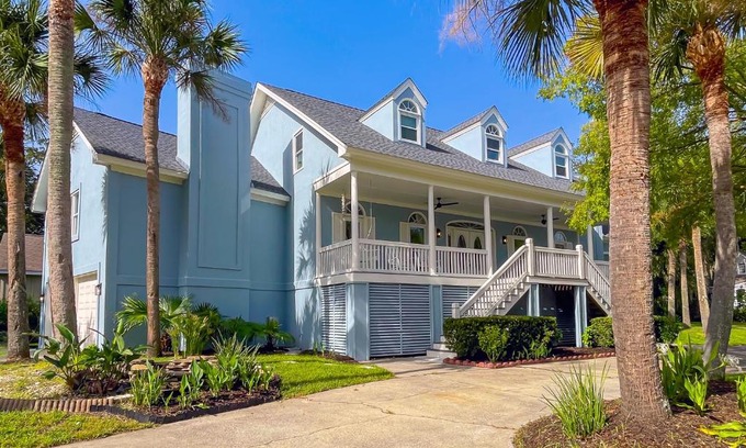 King City House | A Moment in Paradise