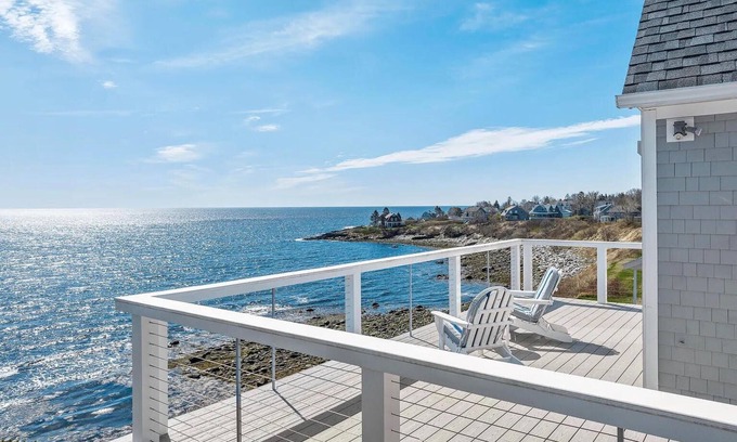 Bailey Island House | A multi-level home on the cliffs of Casco Bay!