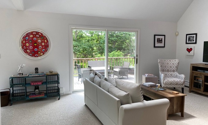 Vineyard Haven House | A NOSTALGIC SPACE! Your Martha's Vineyard Getaway!