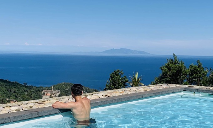 Brando Villa | A PAROCHJA CAP CORSE