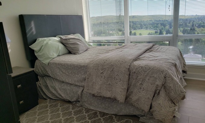 Brentwood Condo | A perfect escape from regular hotels? Check out this attractive Condo unit.