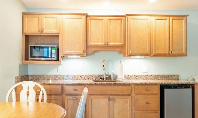 Edgecomb House | A perfect family getaway with luxury amenities