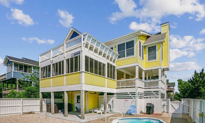Ocean Sands House | A Place In The Sun - 🏖️Oceanside 5 BR Home w/Pool & Hot Tub - Dogs Allowed-🏖️