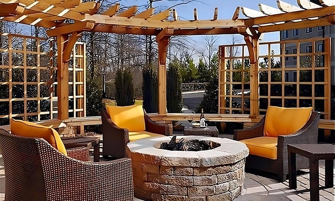 Alpharetta Hotel | A Place You'll Surely Enjoy! Full Kitchen, Free Breakfast, Pets Allowed!