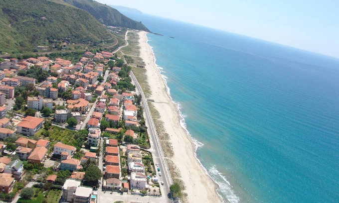Marina di Ascea Apartment | A really cute and tasteful apartment just 180 from the sandy beach.