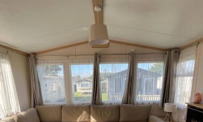 Selsey House | A relaxing quiet location close to Selsey