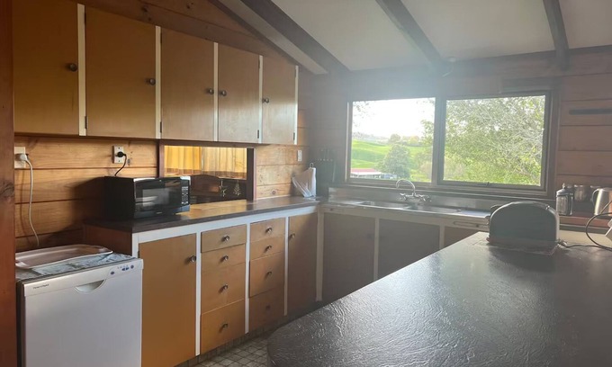 Mahoenui House | A Rural Retreat
