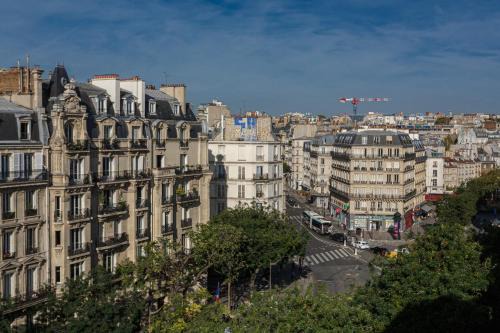Jardin des plantes Apartment | A So Parisian Cocoon