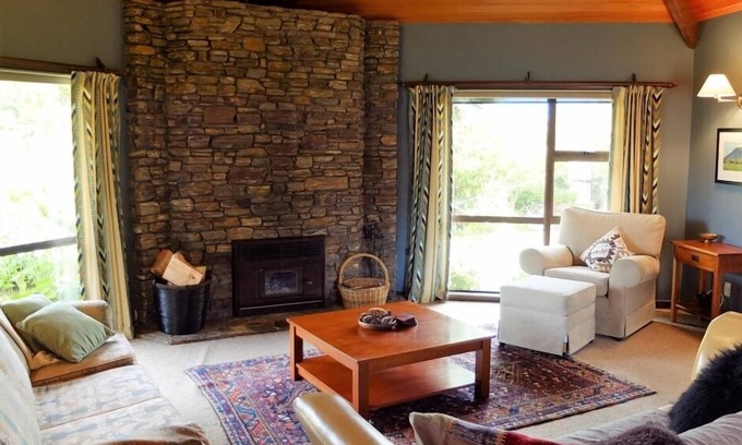 Wanaka House | A spacious Wanaka Classic
