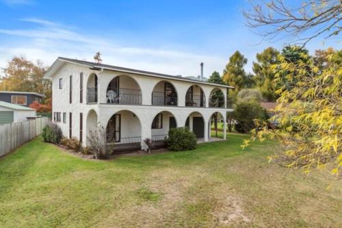 Kinloch House | A Spanish Dream in Kinloch