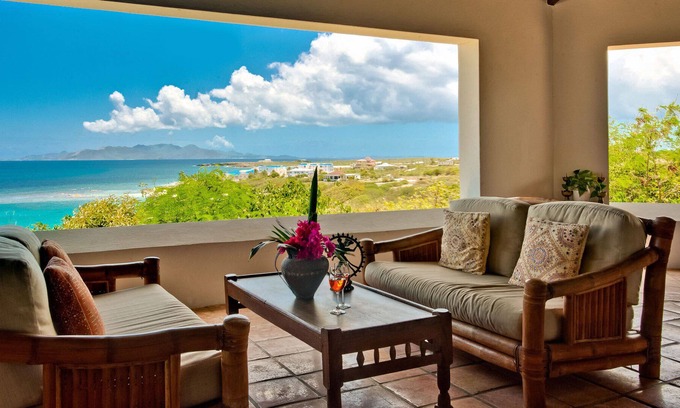 The Valley Villa | A Stunning Seven Bedroom Villa