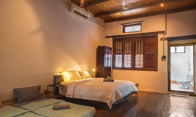 Downtown George Town House | A Stylish 1890s Heritage House at Kimberley Street