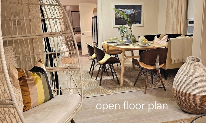Douglas Apartment | A SUMMERS DREAM 3 bedroom apt. Peaceful , lush secret garden in Coral Gables