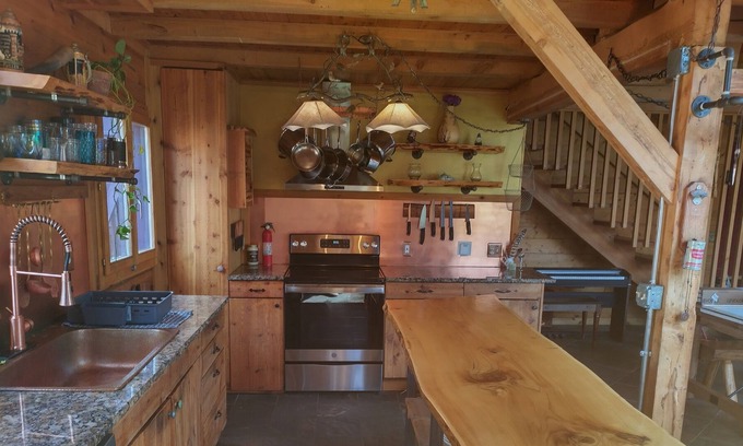 Nederland House | A taste of Luxury in the town of Nederland