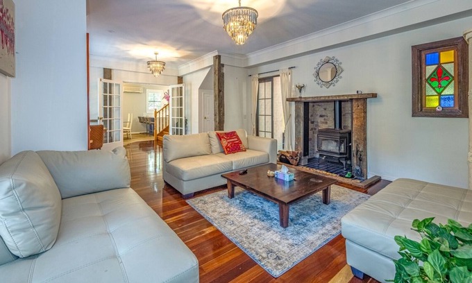 North Tamborine House | A Touch of Tuscany on Tamborine Mountain