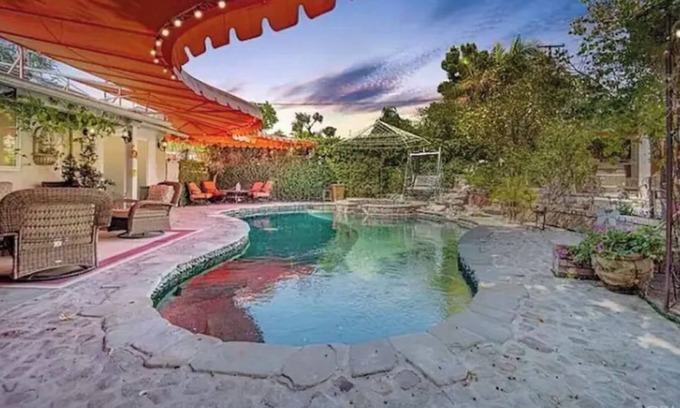 East Whittier House | A Tranquil StayCation w/private pool and jacuzzi