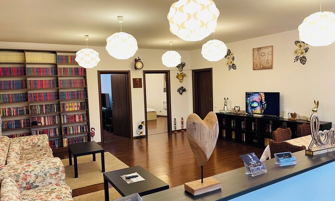 Sector 4 House | A.U.M House,Pet friendly, house with a huge endowment of 160 square meters.