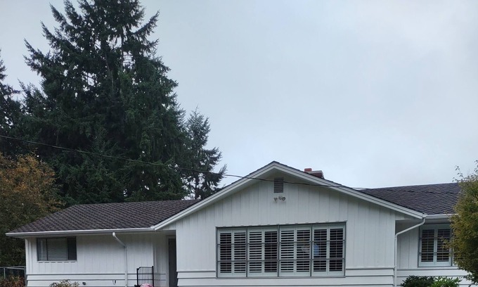 Summit House | A very homey warm house for you to enjoy.