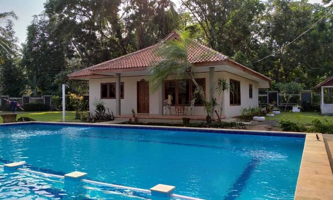 Carita Villa | a Villa with beautiful view and access to the beach