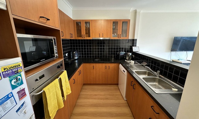 Doncaster East House | A warm home close to everything.