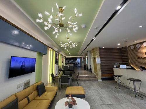 Bui Thi Xuan Hotel | A25 Hotel - 142 Bùi Thị Xuân